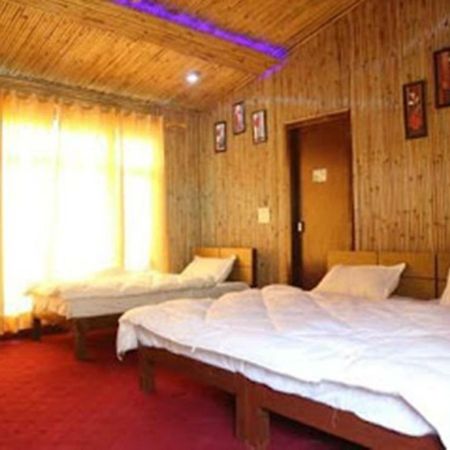 Raas Hotel Mussoorie Exteriör bild