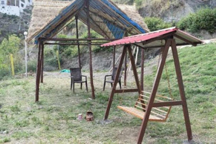 Raas Hotel Mussoorie Exteriör bild